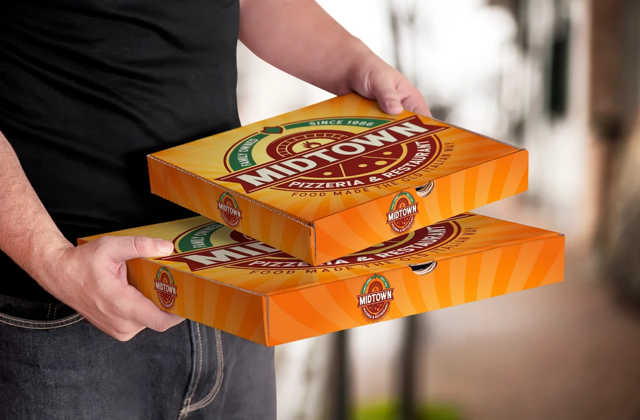 MIDTOWN PIZZERIA & RESTAURANT — Pizza packaging